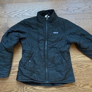 Patagonia girls M quilted and reversible fleece Black Puffer Jacket